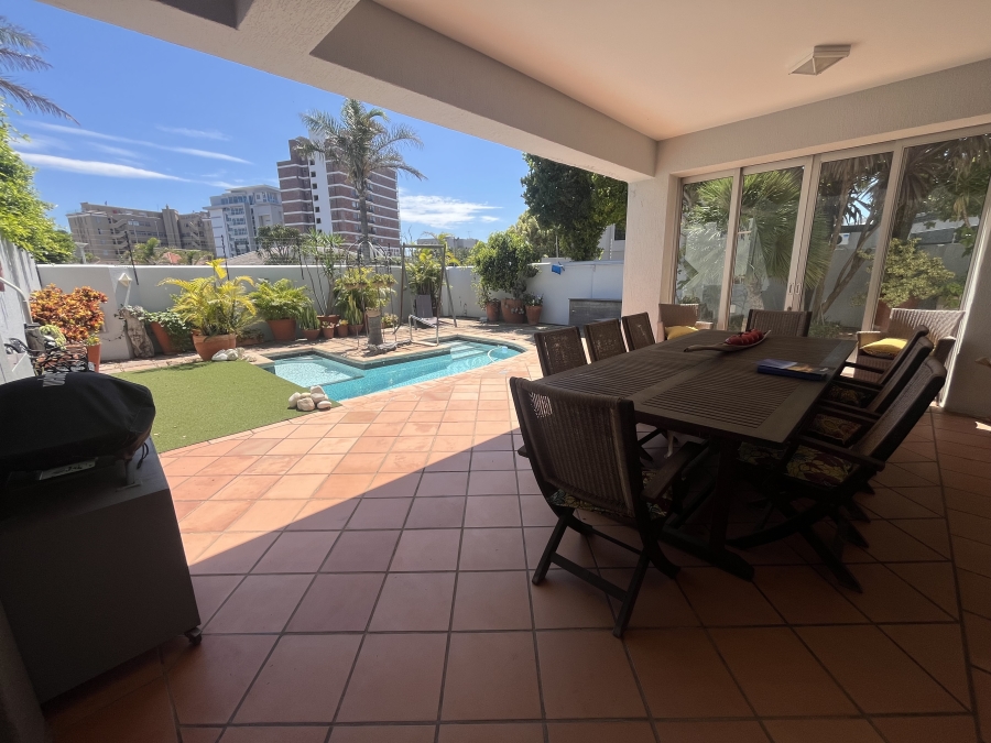 4 Bedroom Property for Sale in Summerstrand Eastern Cape